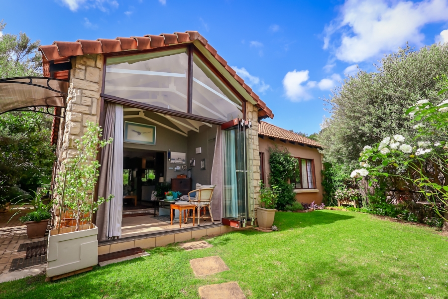 3 Bedroom Property for Sale in The Coves North West